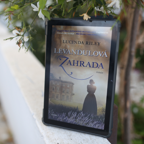 Levandulová zahrada -Lucinda Riley – recenze