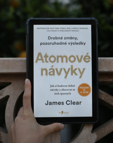 Atomové návyky - James Clear – recenze